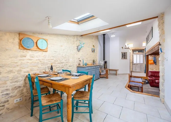 Maison Proche De La *